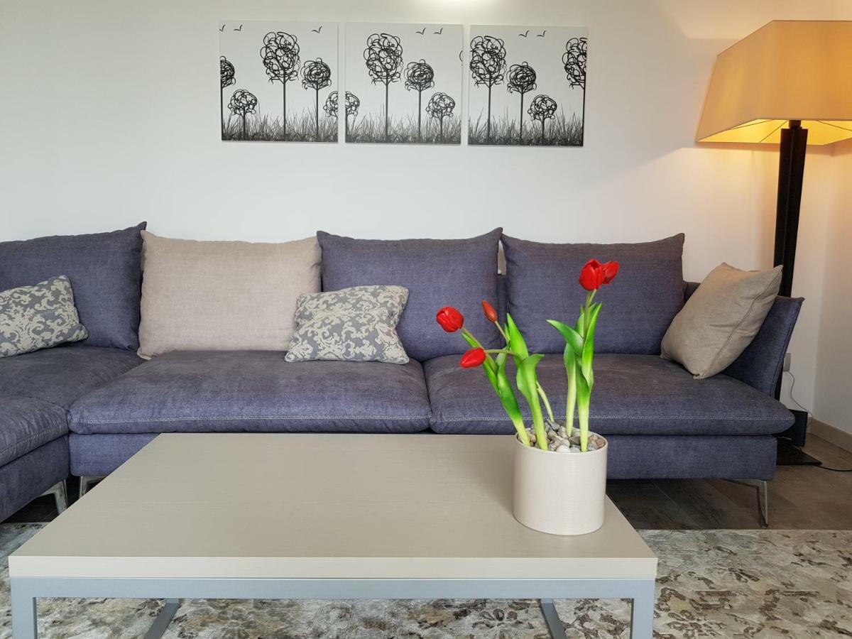 Luxury Apartments Beauty Gardens Sirmione Bagian luar foto
